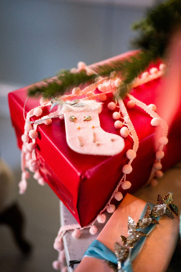 Petite Stocking Post Set