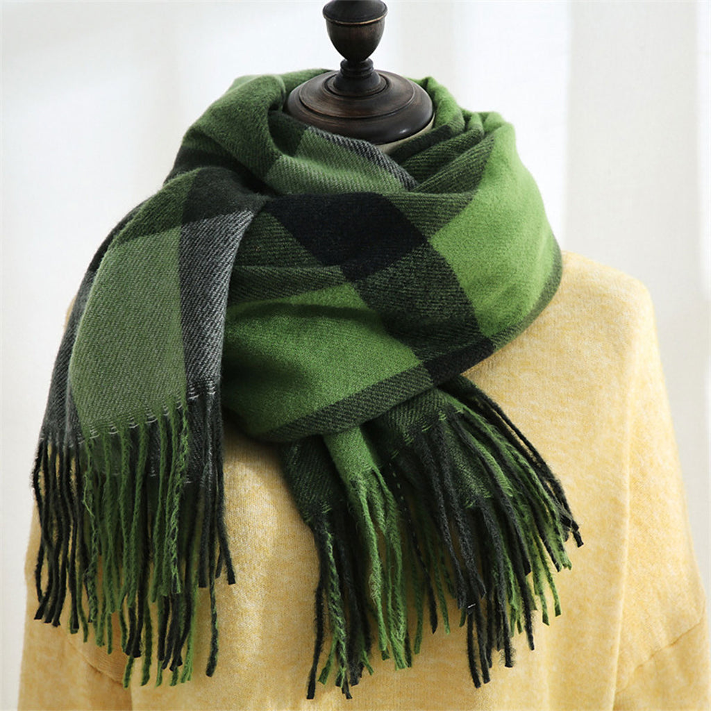 GREEN BUFFALO PLAID COZY SCARF