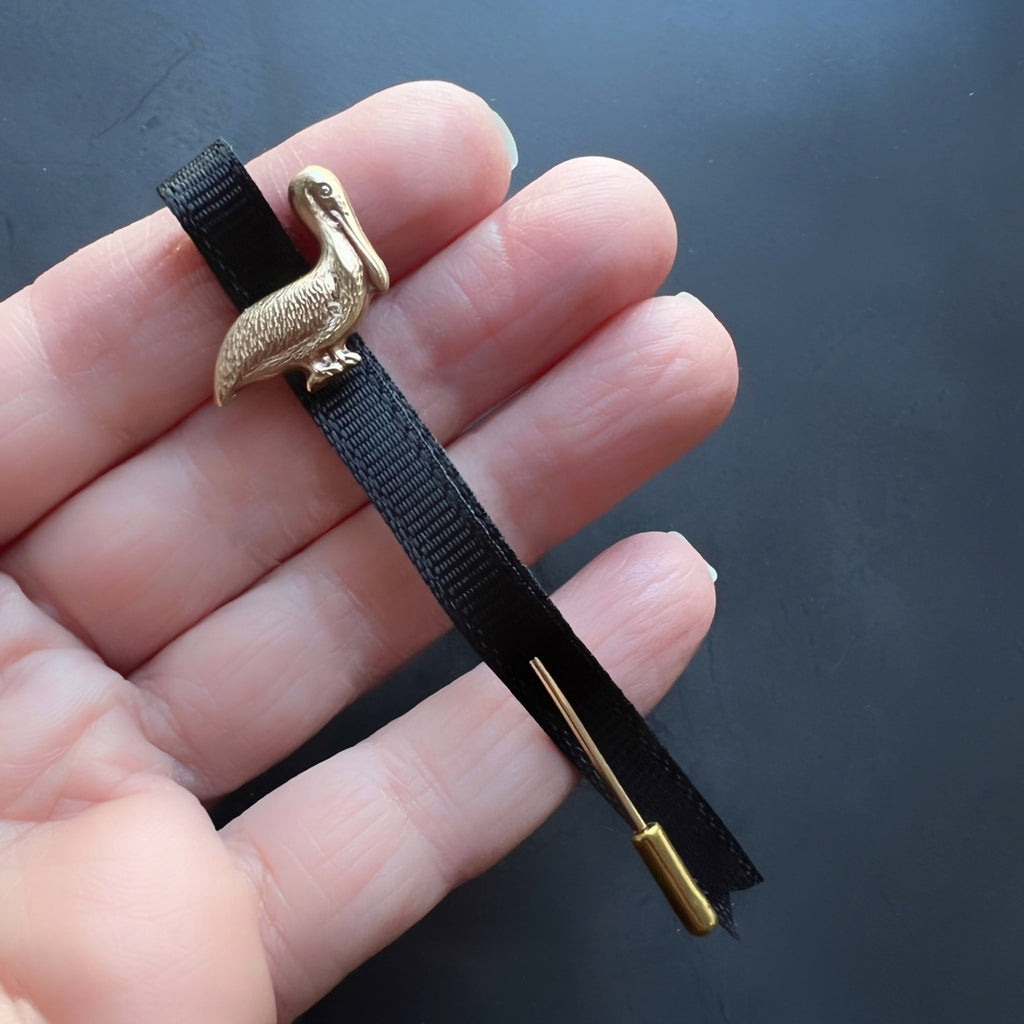 Gold Pelican Stick Pin