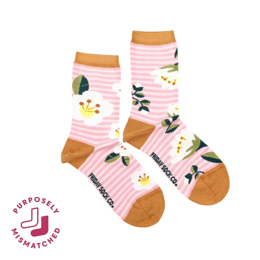 Women's Mismatched Crew Socks