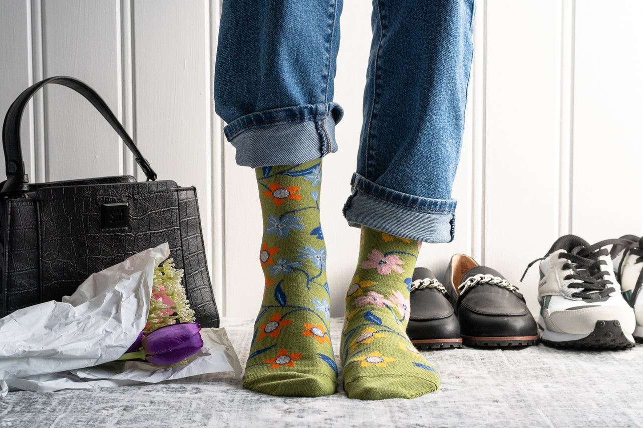 Women's Mismatched Crew Socks