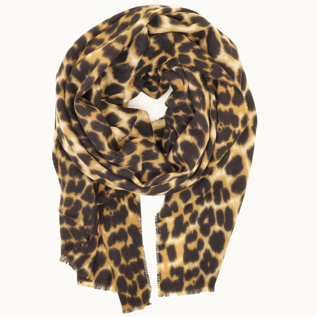 OVERSIZED ANIMAL PRINT BLANKET SCAF