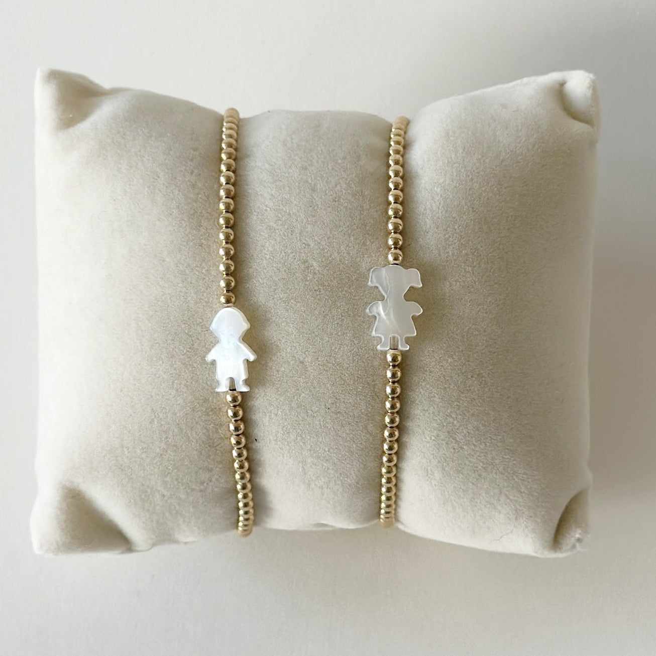 Momma Bracelet Gold Tone