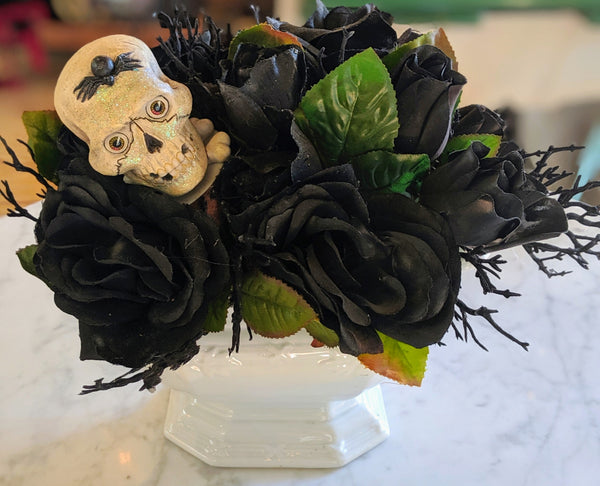 Black Rose & Skull Center Piece