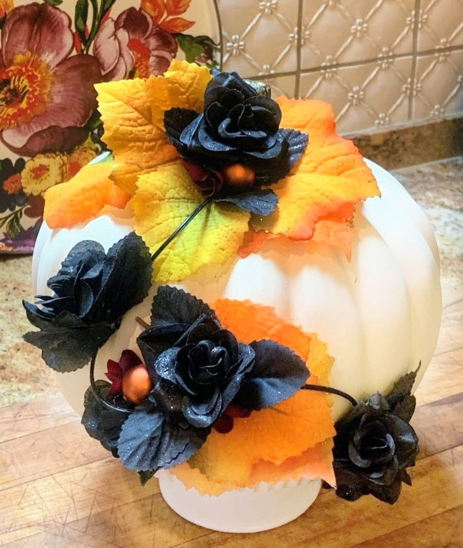 Noir Rose Flowerscape Pumpkin