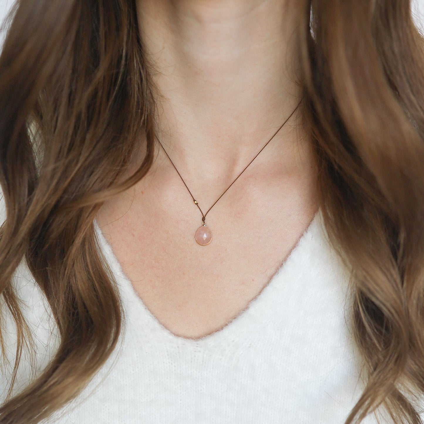 MORGANITE DROP SET IN 14K YELLOW GOLD